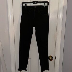Just Black - Black Skinny Jeans w Frayed Bottom